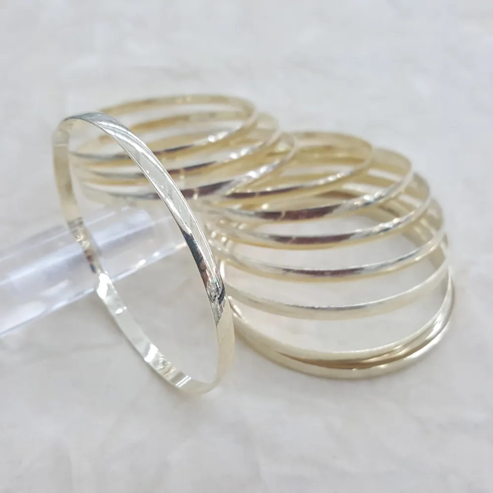 1-4003-2-h22 Gold Plated Classic Bangles, 3mm, Dozen.