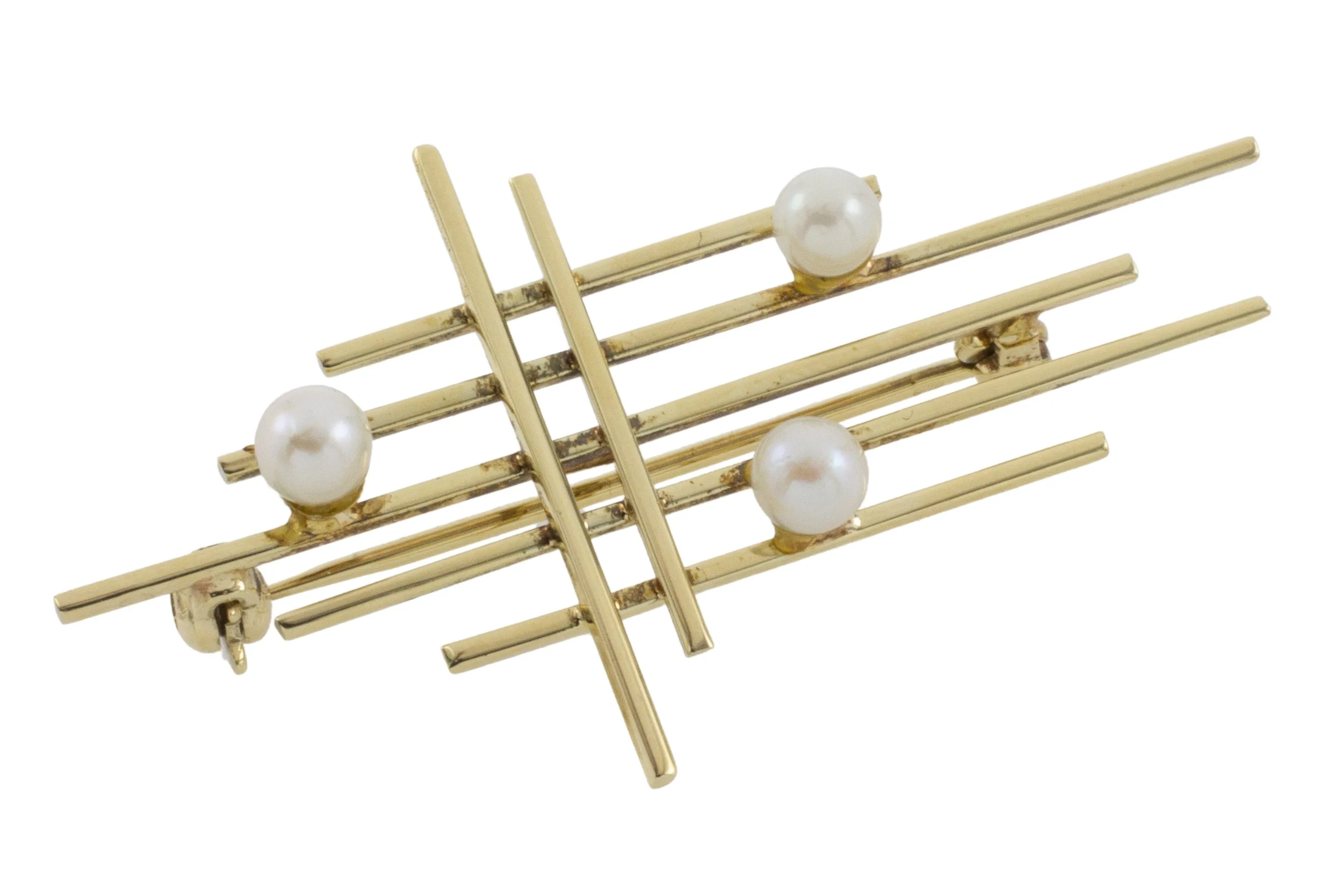 14 carat gold bar brooch with pearls