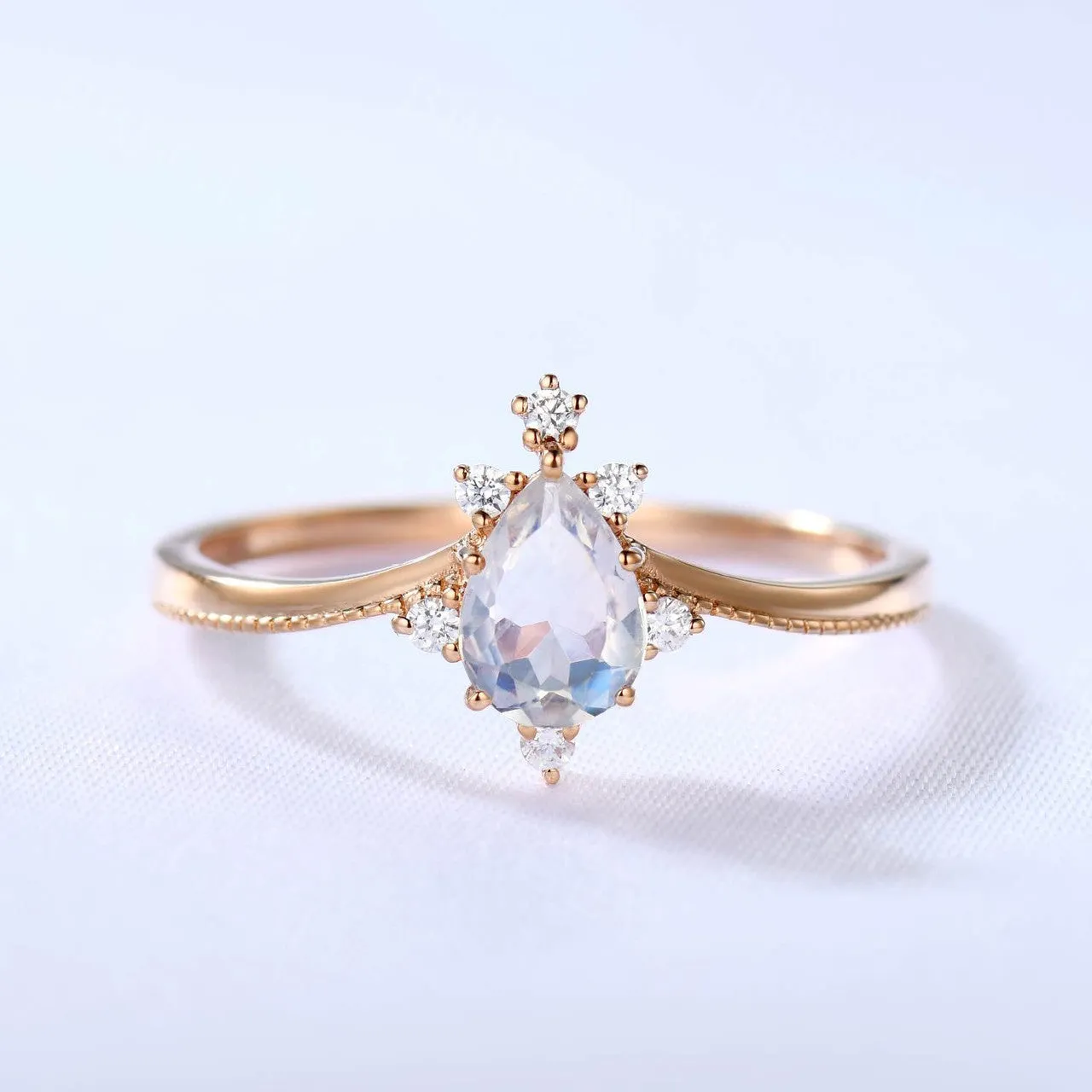 14K/18K Gold Vintage Rainbow Blue Moonstone Engagement Ring Unique