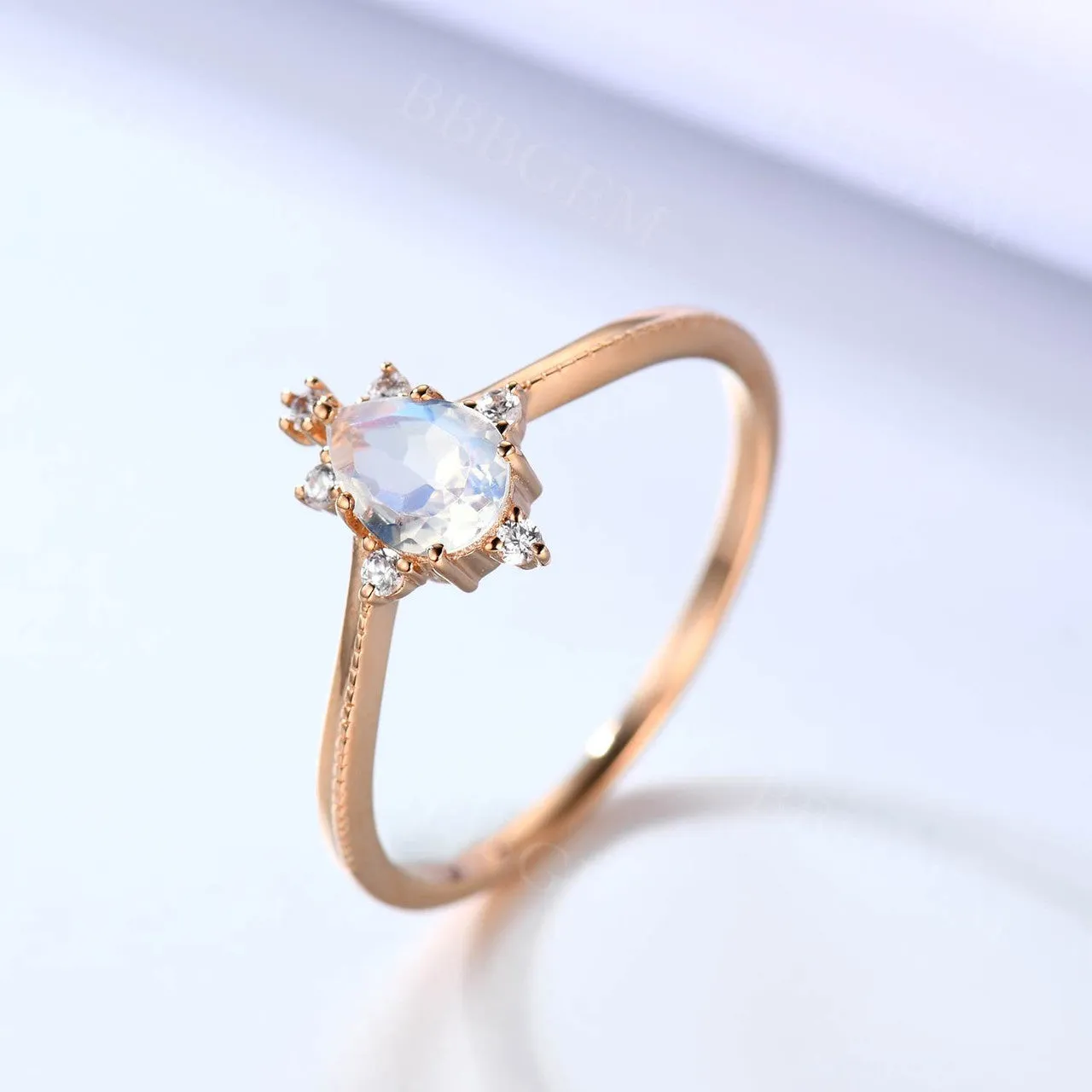 14K/18K Gold Vintage Rainbow Blue Moonstone Engagement Ring Unique