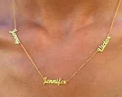 3 Inscriptions Multiple Name Necklace in 18k gold plating