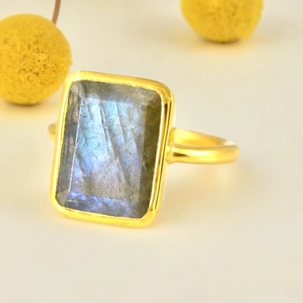 Amia  Labradorite Large Square Stone Ring