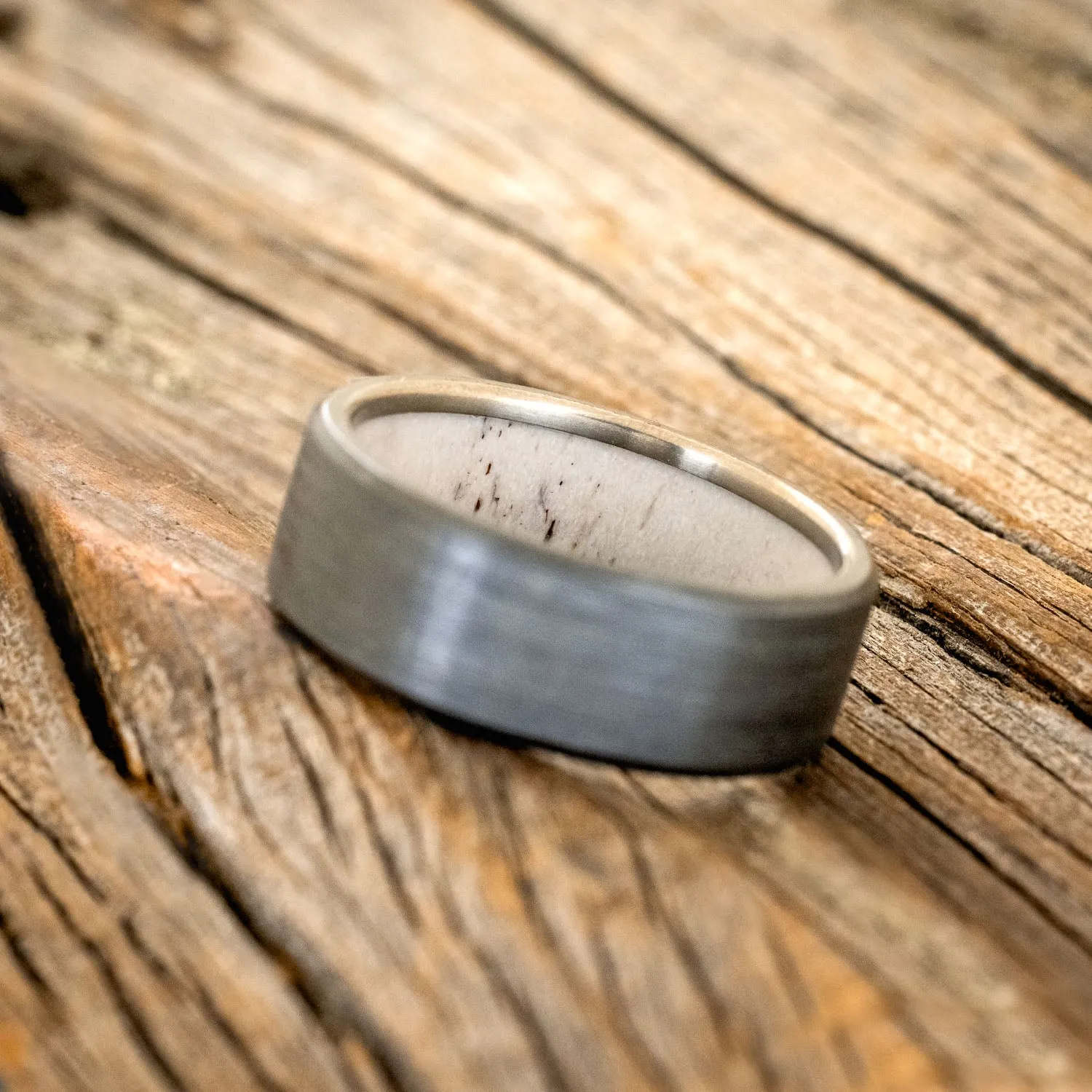 ANTLER LINED WEDDING RING WITH A BRUSHED FINISH - BLACK ZIRCONIUM - SIZE 12 1/4