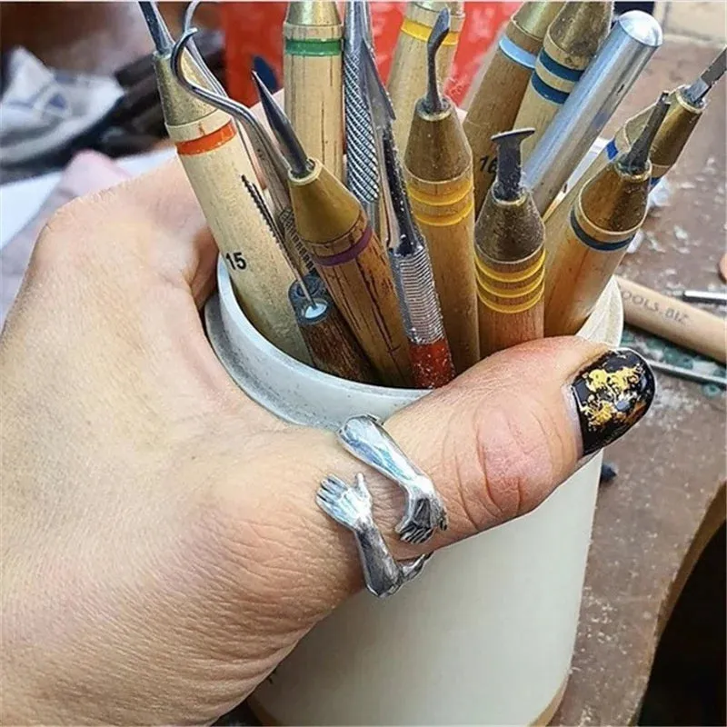 Classic Creative Silver Color Hug Rings for Women Fashion Metal Carved Hands Open Ring Birthday Party Jewelry