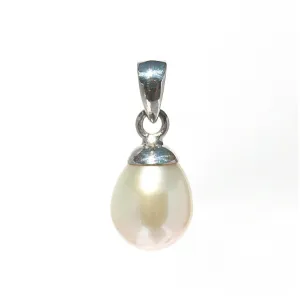 Classic White Pearl Pendant