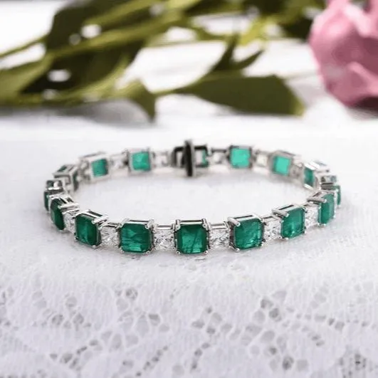 Elegant Emerald Cut Bracelet In Sterling Silver