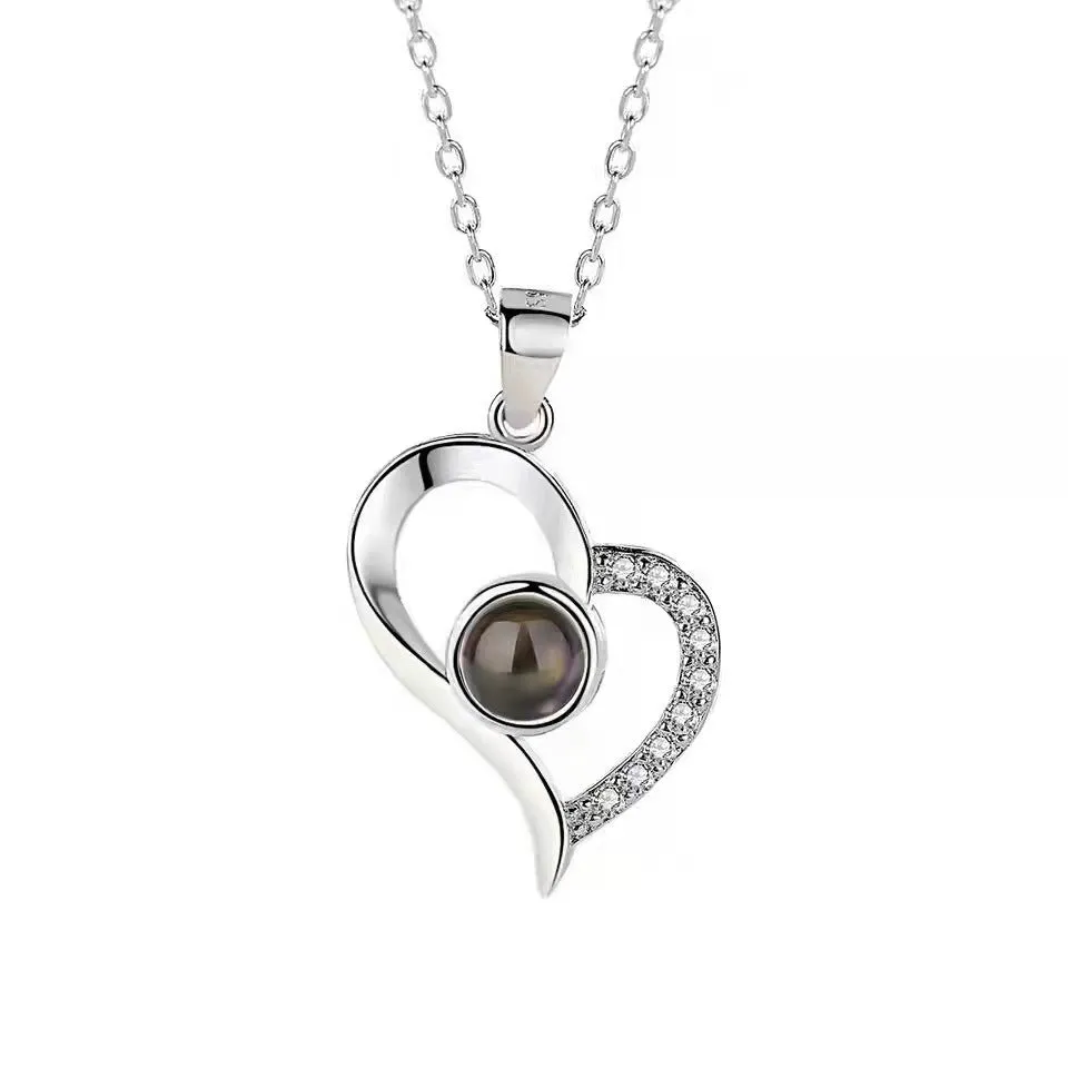 EternaHeart Projection Necklace