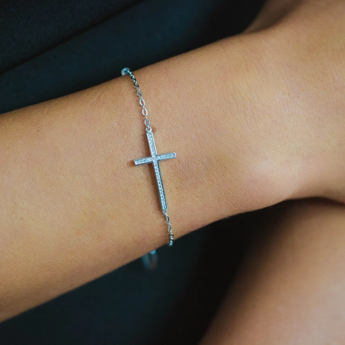 Georgini Sterling Silver Cross Bracelet