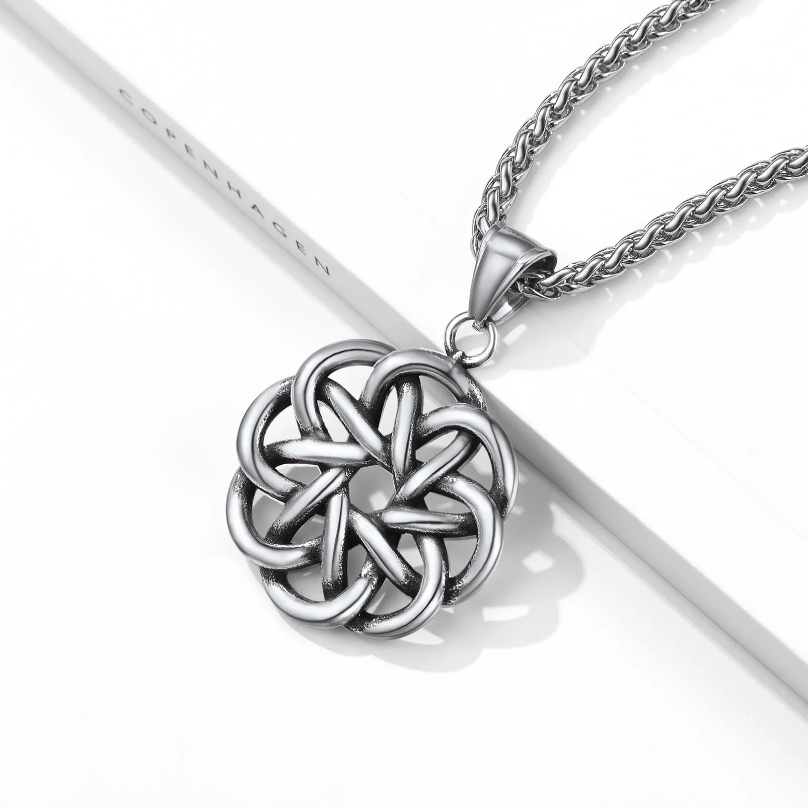 Irish Celtic Knot Necklace For Women/Men