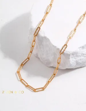 KATE Minimalist gold chain