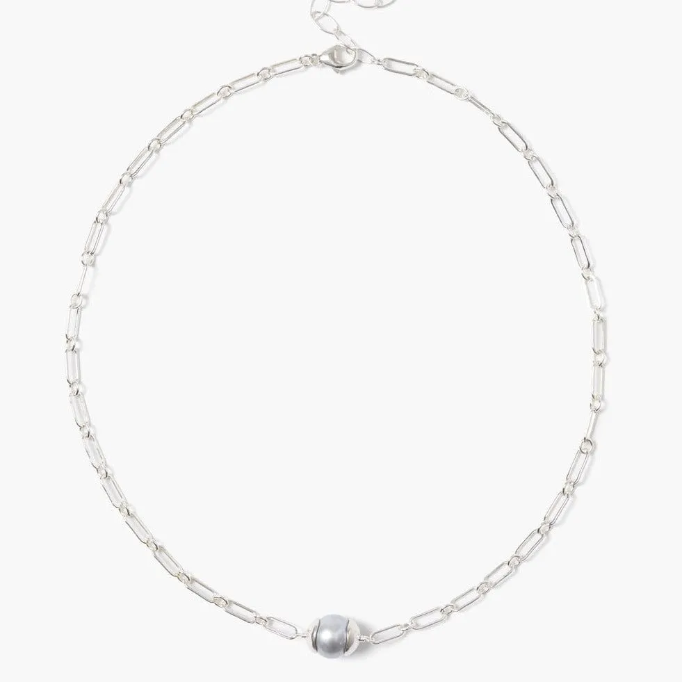 Maribel Necklace Grey Pearl