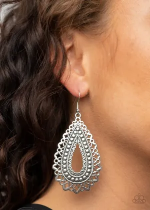 Paparazzi Earring ~ Texture Garden - Silver