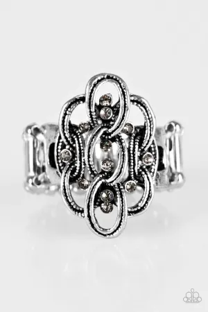 Paparazzi Ring ~ Unlimited CACHE - Silver