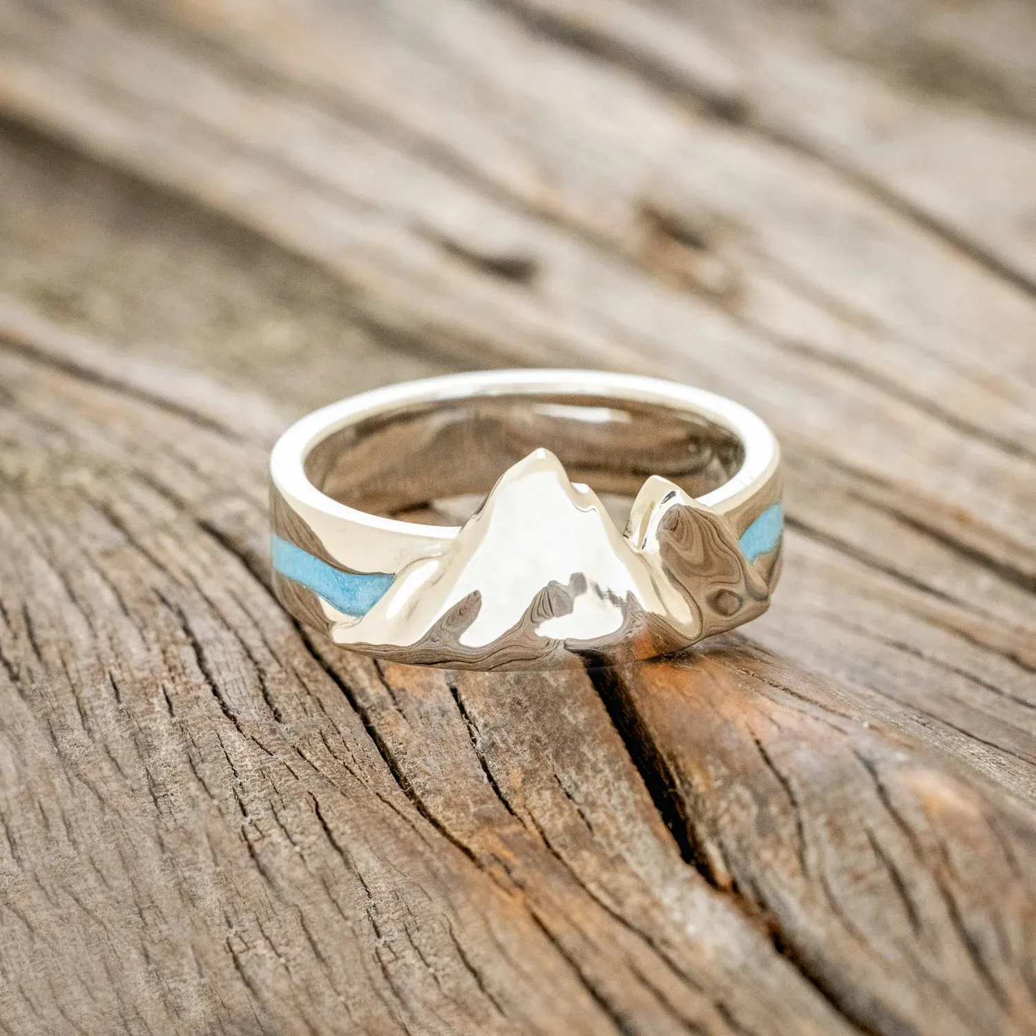 "REINHOLD" - MOUNTAIN RANGE WEDDING BAND WITH TURQUOISE RIVER - 14K WHITE GOLD - SIZE 9 3/4