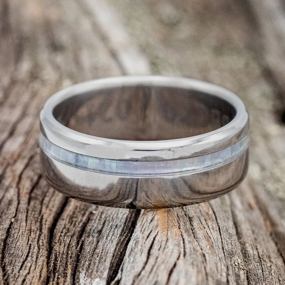 "VERTIGO" - MOTHER OF PEARL WEDDING BAND - TITANIUM - SIZE 5