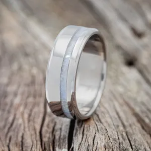 "VERTIGO" - MOTHER OF PEARL WEDDING BAND - TITANIUM - SIZE 5