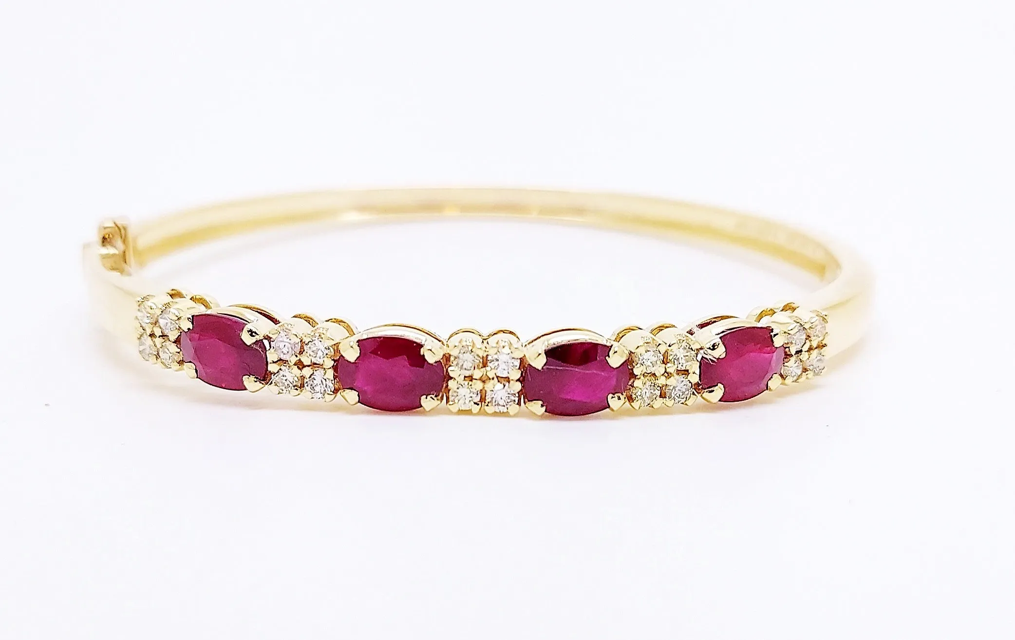 RUBY & DIAMOND BANGLE AD NO. 2661