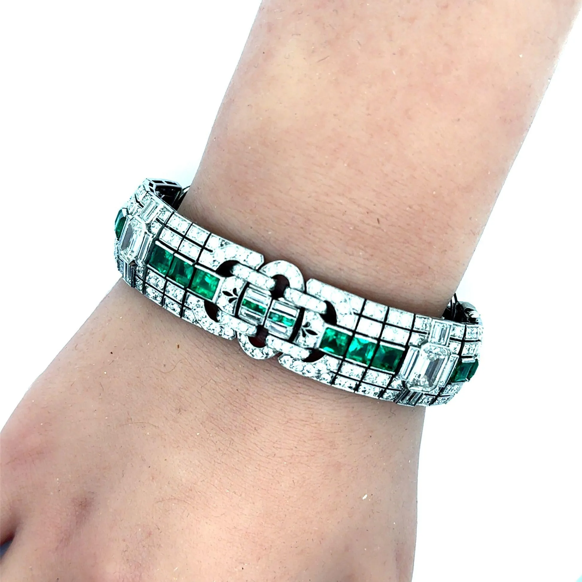 Superb Art Deco Diamond Emerald Platinum Bracelet, Circa 1929