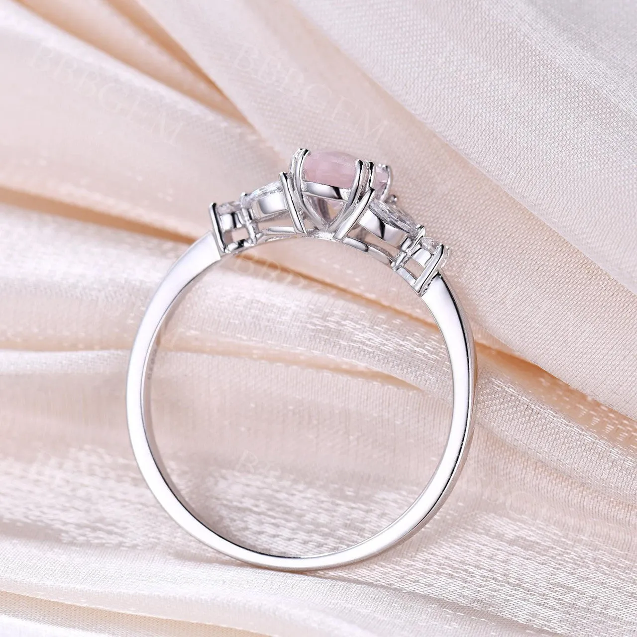 Unique Oval Cut Rose Gold 1CT Natural Rose Quartz Engagement Ring