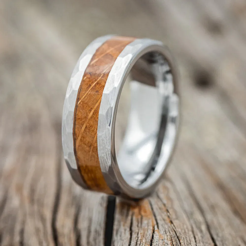 WHISKEY BARREL OAK & FACETED EDGES - TUNGSTEN - SIZE 11 1/2