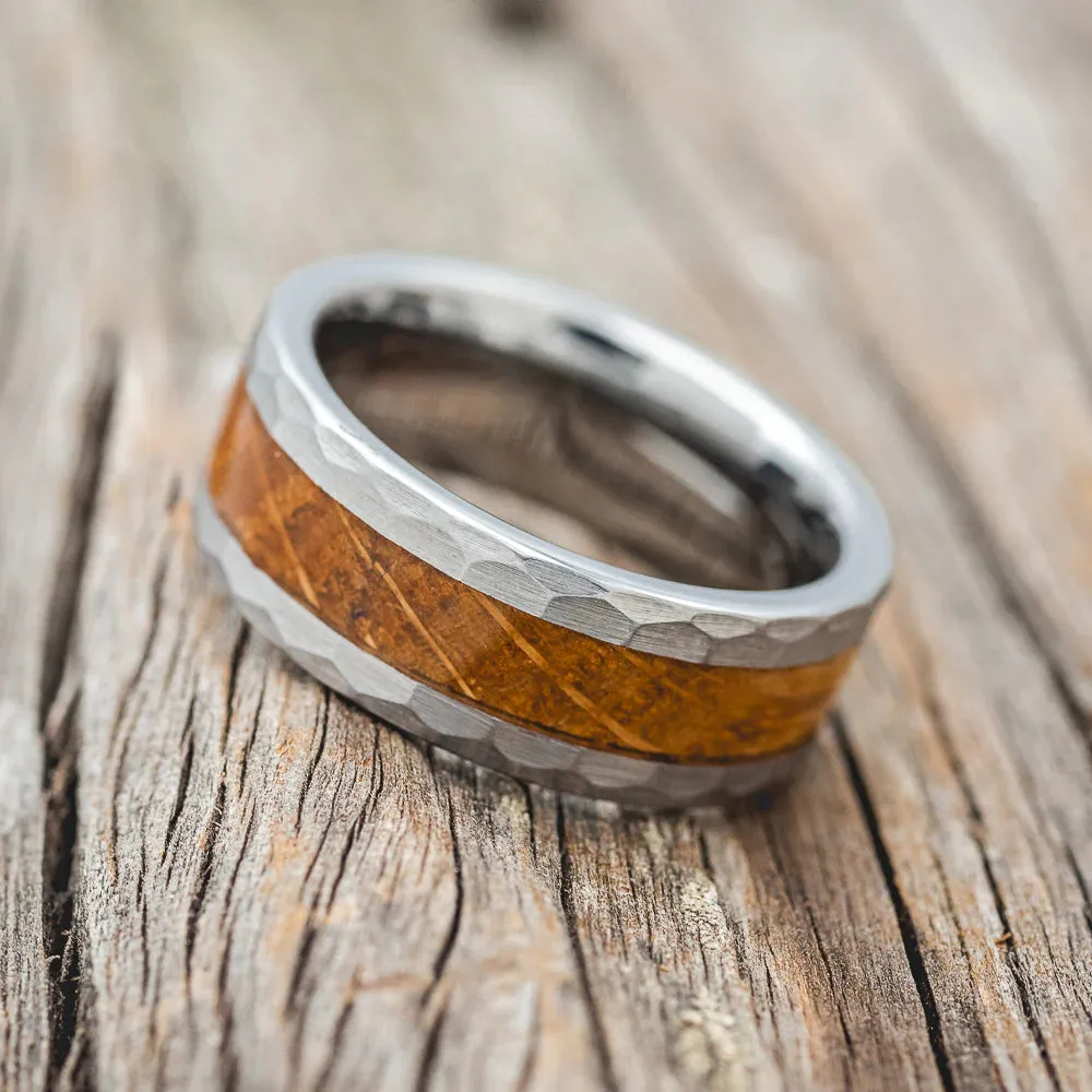 WHISKEY BARREL OAK & FACETED EDGES - TUNGSTEN - SIZE 11 1/2